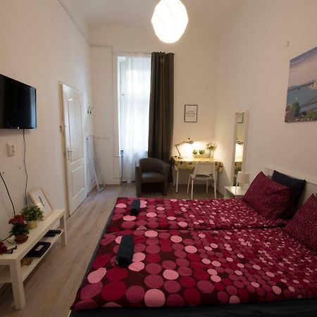 No. 11 Apartment With 2 Bathrooms Next To Railway Station Budapeşte Dış mekan fotoğraf