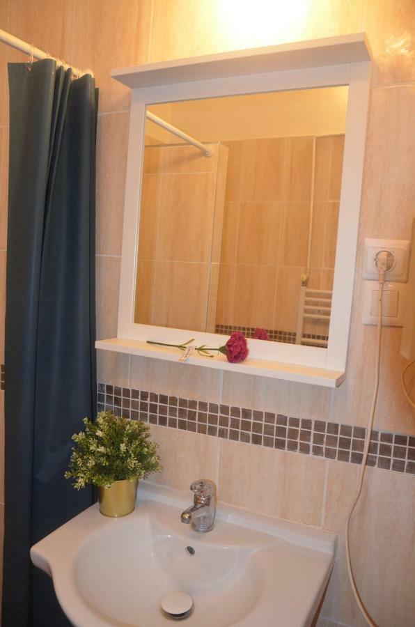 No. 11 Apartment With 2 Bathrooms Next To Railway Station Budapeşte Dış mekan fotoğraf