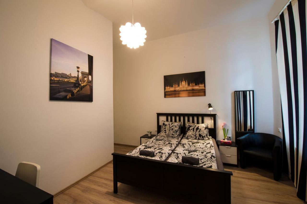 No. 11 Apartment With 2 Bathrooms Next To Railway Station Budapeşte Dış mekan fotoğraf
